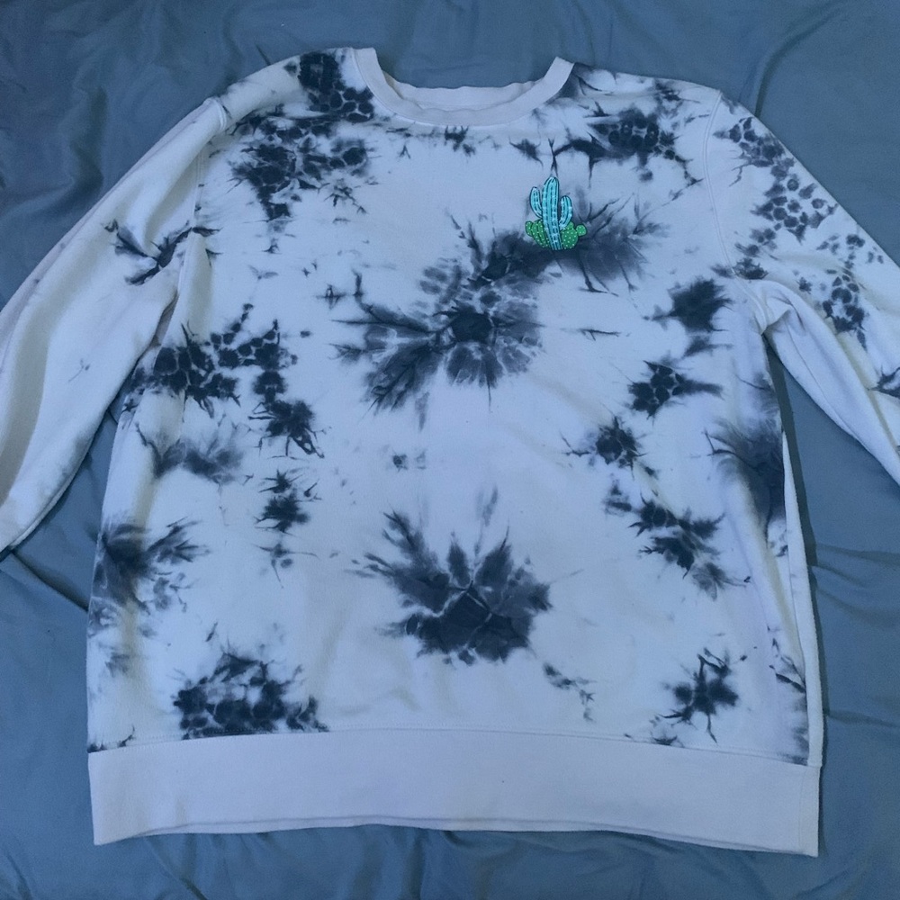 Empyre crewneck “The Road To Nowhere”